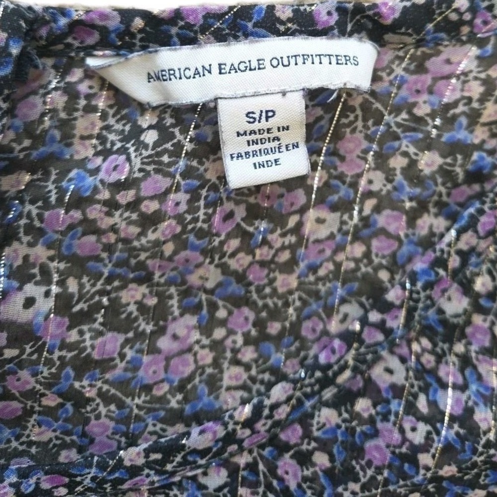 American Eagle Blouse Top Women's Small  Sheer Floral Ruffles Purple Black Zip - Picture 4 of 6
